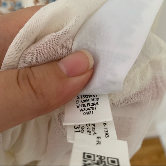 Old Navy Plus Cream/Blue Floral Ruffle Cami Dress Size 2X - Picture 9 of 10